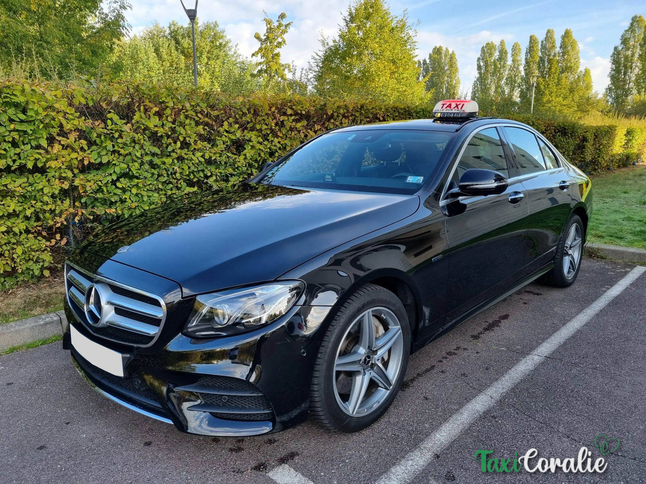 Taxi Coralie Conventionné toutes distances - Mercedes E300 Hybride