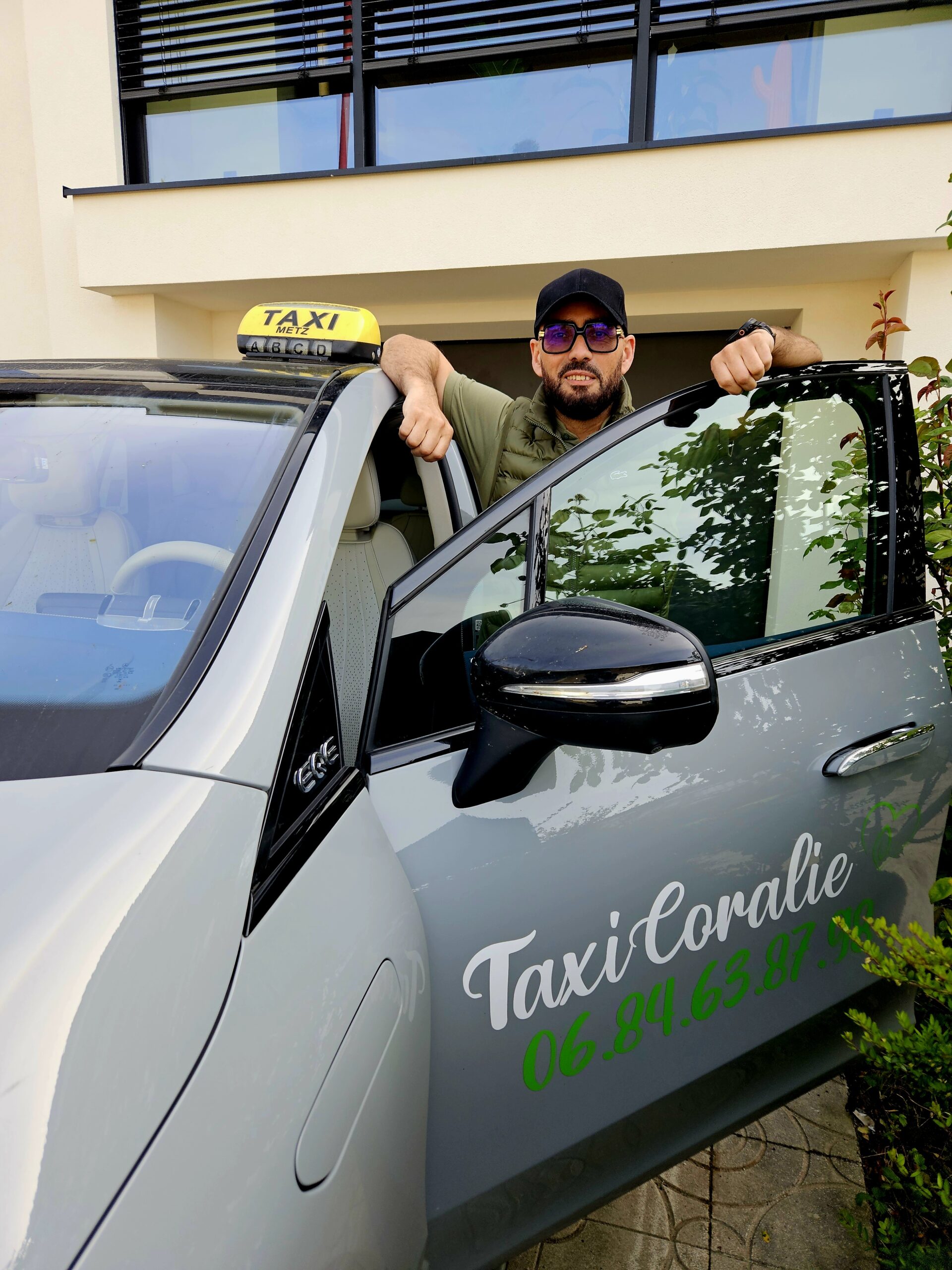 Taxi Coralie Metz Moselle Lorraine - Conducteur Antoine Antoine