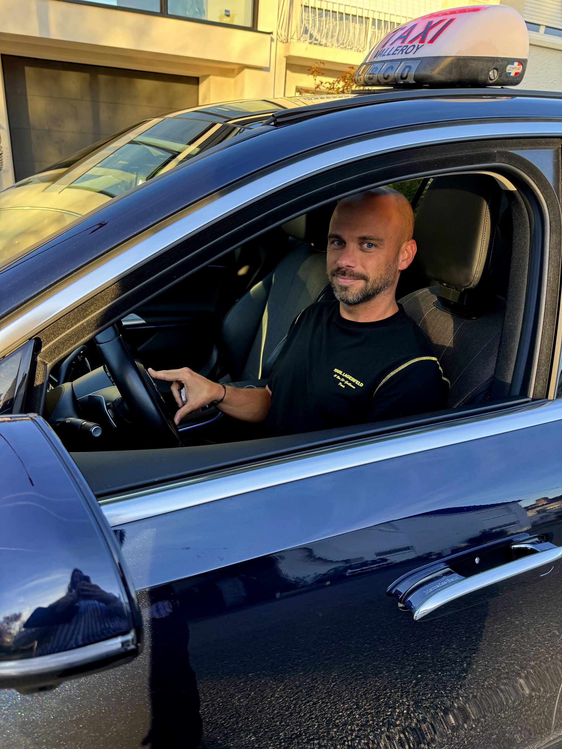 Taxi Coralie Metz Moselle Lorraine - Conducteur Jordan Jordan